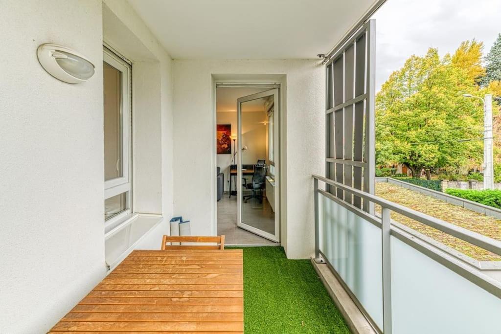 Bel Appartement-Garage Prive-Balcon-Wifi Fibre Rhut Exterior photo