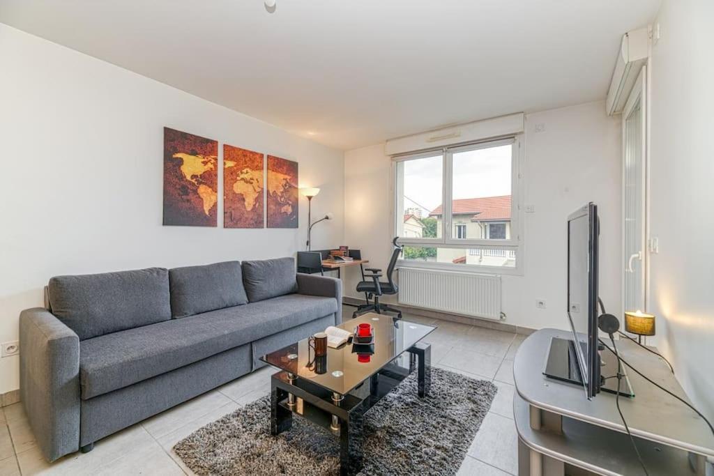Bel Appartement-Garage Prive-Balcon-Wifi Fibre Rhut Exterior photo
